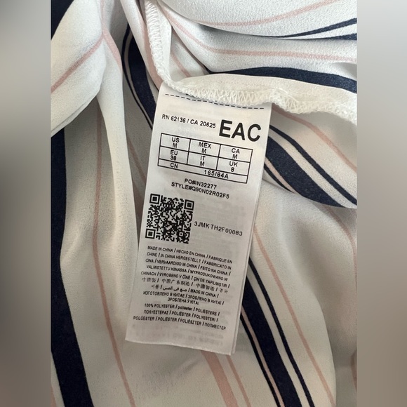 GUESS Semi-Sheer Duster [NWOT] - Picture 7 of 7